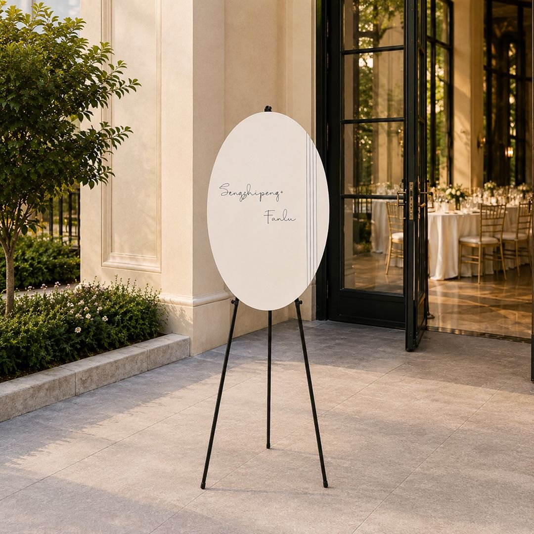 Round White Wedding Welcome Sign on Black Easel Couple Board – 1 Piece - Image 3