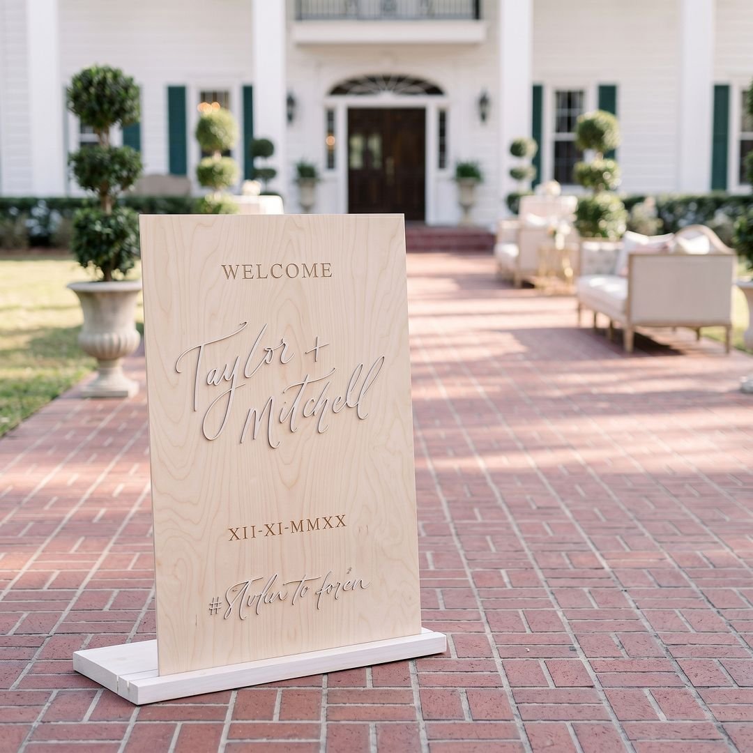 Rustic Evening Wedding Welcome Board – Warm Outdoor Entrance Sign – 1 Piece