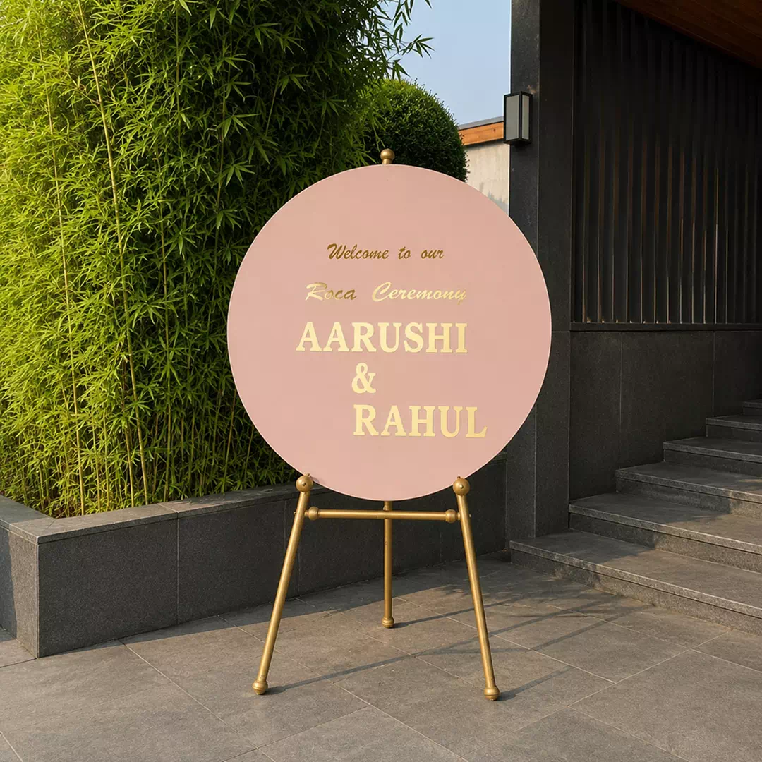 Round Pink Engagement Welcome Sign – Personalised Wedding Welcome Sign UAE - Image 3